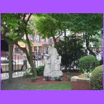 Statue.jpg