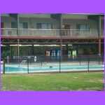 Pool.jpg